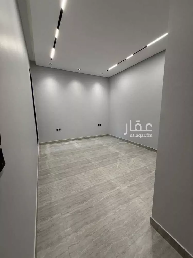 دور للبيع في شارع صهر الغمري, حي الخليج, مدينة الرياض, منطقة الرياض 8