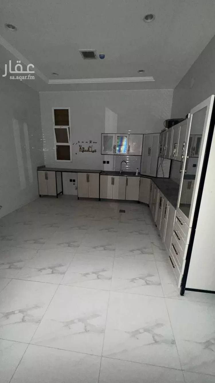 شقة للإيجار في شارع عبدالرحمن بن قاسم, حي عكاظ, مدينة الرياض, منطقة الرياض صورة 5