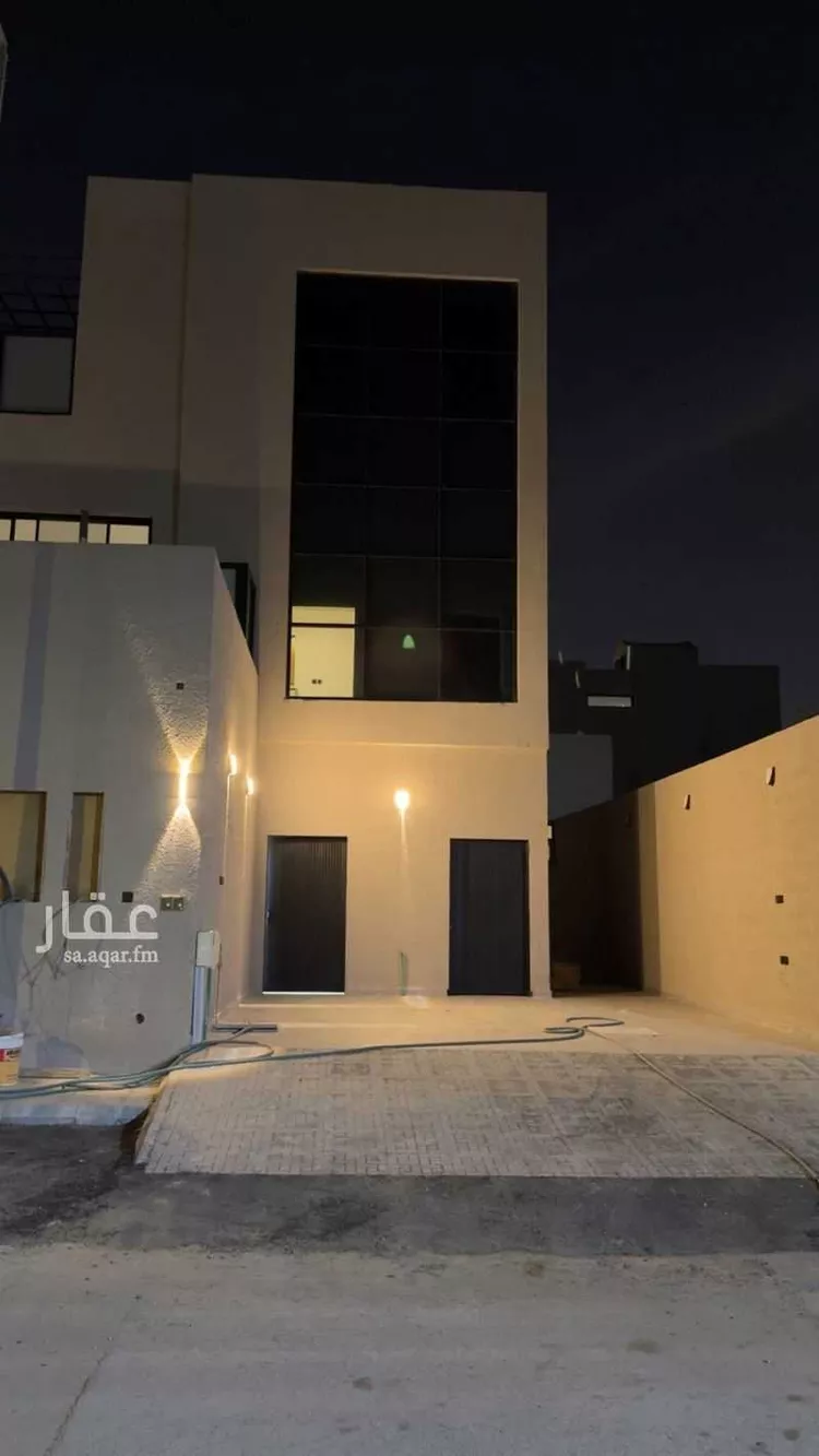 دور للبيع في شارع عيسى الوراق, حي نمار, مدينة الرياض, منطقة الرياض