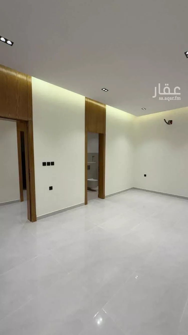 دور للبيع في شارع عيسى الوراق, حي نمار, مدينة الرياض, منطقة الرياض صورة 4