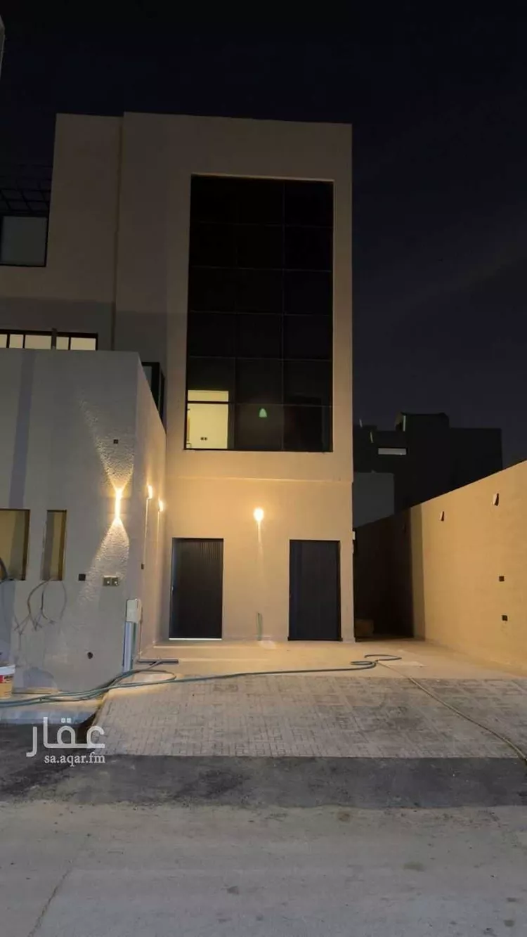 دور للبيع في شارع عيسى الوراق, حي نمار, مدينة الرياض, منطقة الرياض