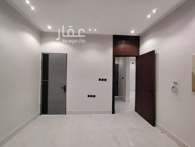 دور للبيع في شارع النسور, حي طيبة, مدينة الرياض, منطقة الرياض صورة 5