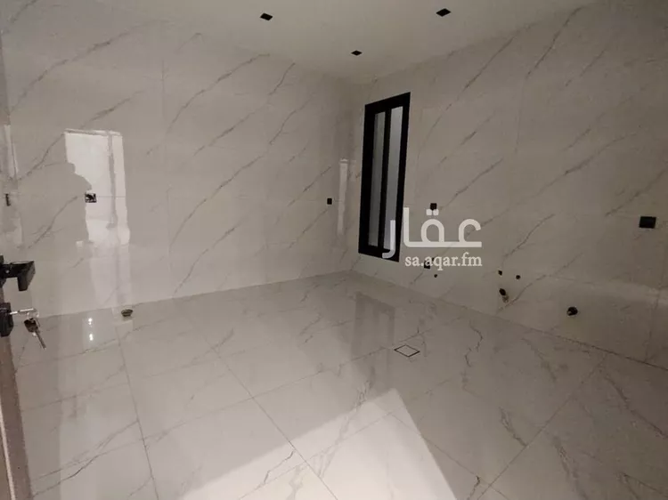 دور للبيع في شارع حامد عبدالحفيظ, حي عكاظ, مدينة الرياض, منطقة الرياض صورة 5