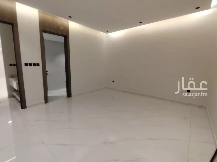 دور للبيع في شارع حامد عبدالحفيظ, حي عكاظ, مدينة الرياض, منطقة الرياض صورة 3
