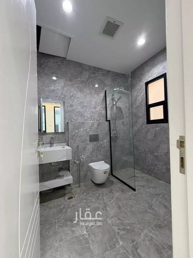 Villa for Sale in Riyadh Al Janadriyah 9