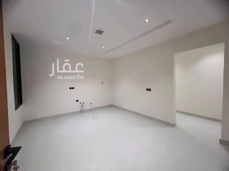 Floor for Sale in Riyadh Al Janadriyah صورة 2