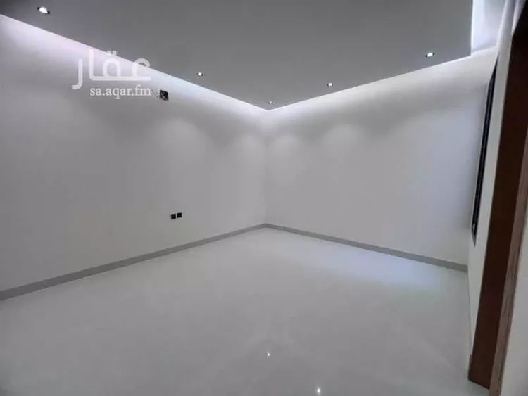 Floor for Sale in Riyadh Al Janadriyah صورة 3