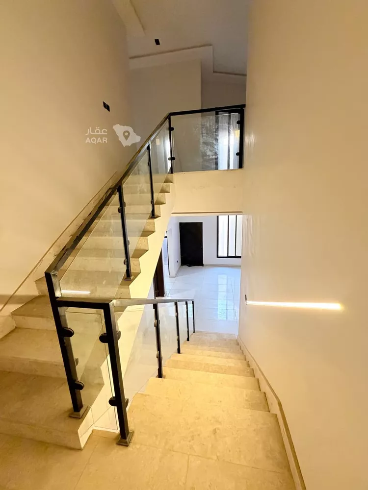 Villa for Sale in Riyadh Al Janadriyah