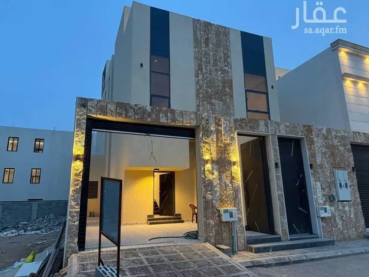 Villa for Sale in Riyadh Al Janadriyah 9