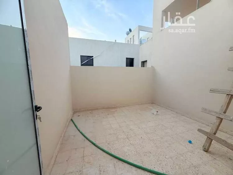 شقة للبيع في شارع البي, حي الجنادرية, مدينة الرياض, منطقة الرياض 8