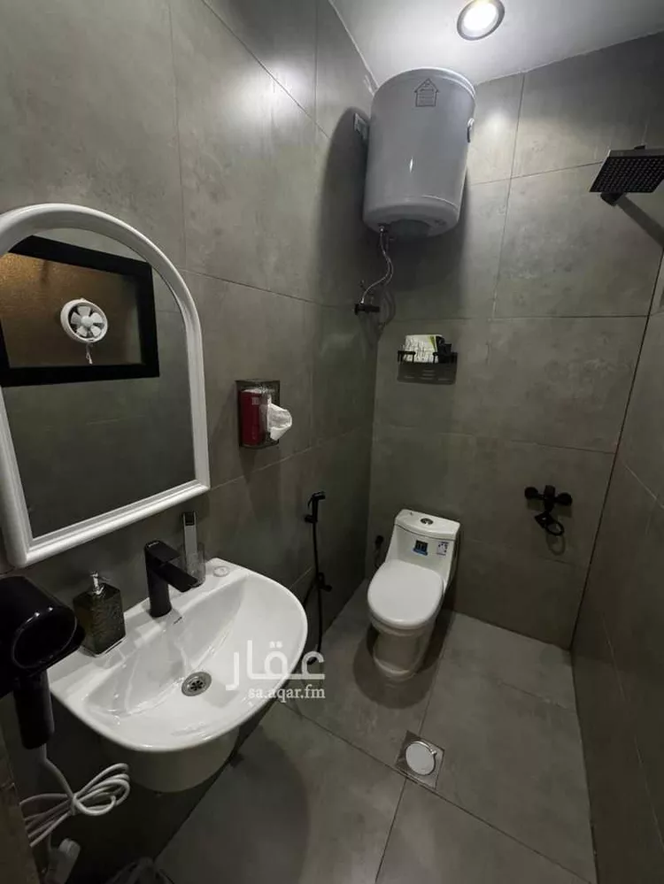 استديو مفروش للحجز في طريق الملك عبدالعزيز ، حي المصيف ، الرياض ، منطقة الرياض صورة 3