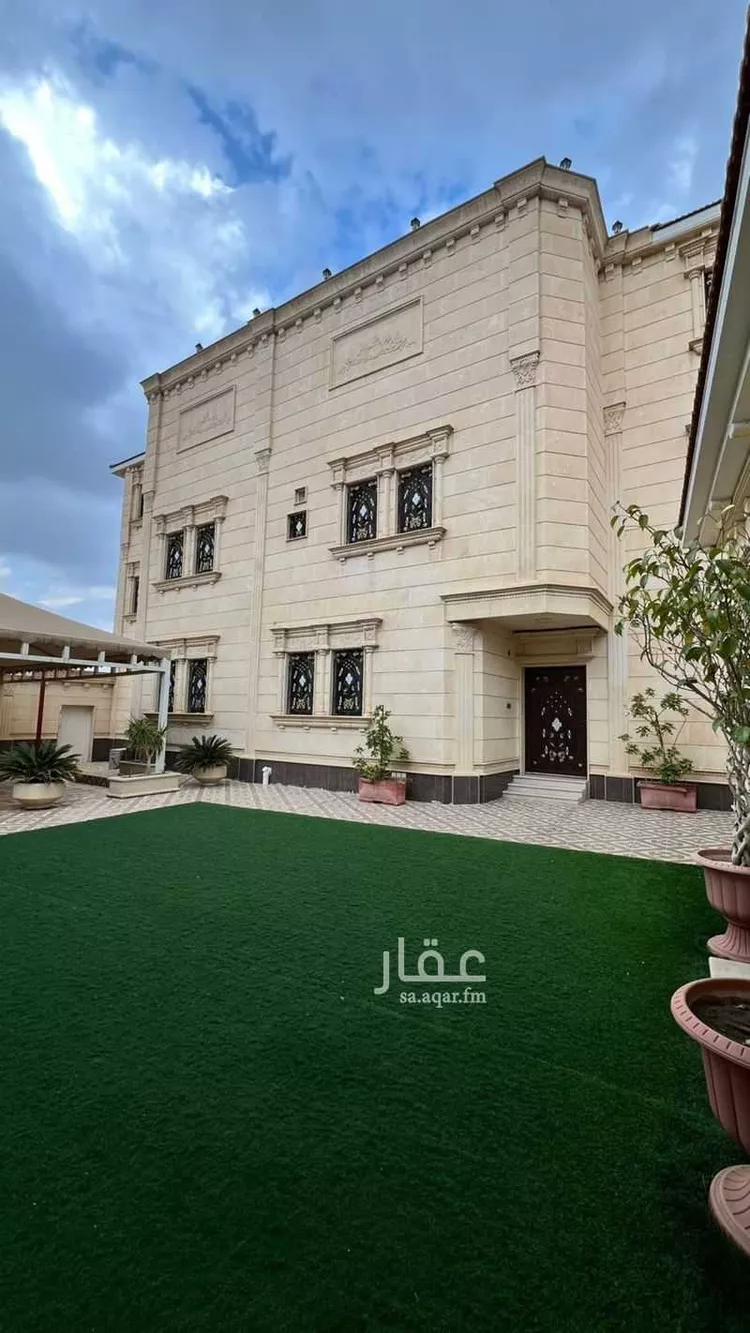 فيلا للبيع في شارع ابراهيم القوصي, حي العرج الأعلى, مدينة الطائف, منطقة مكة المكرمة صورة 3