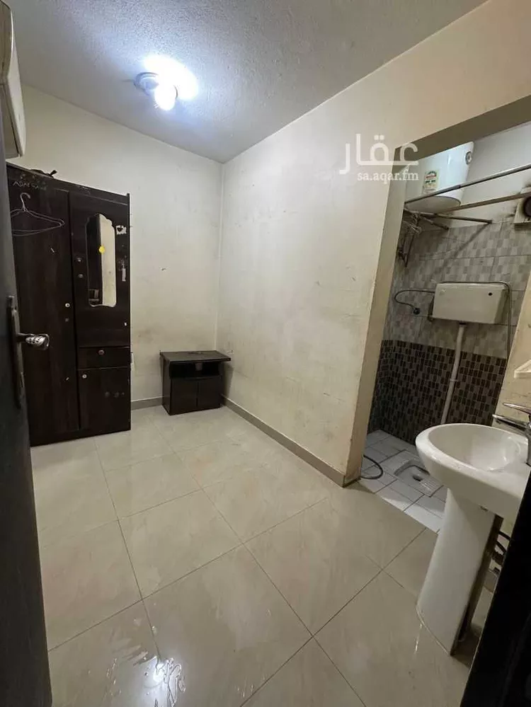 غرفة للإيجار في شارع ثابت بن النعمان, حي السويدي الغربي, مدينة الرياض, منطقة الرياض