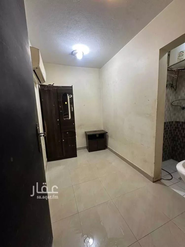 غرفة للإيجار في شارع ثابت بن النعمان, حي السويدي الغربي, مدينة الرياض, منطقة الرياض