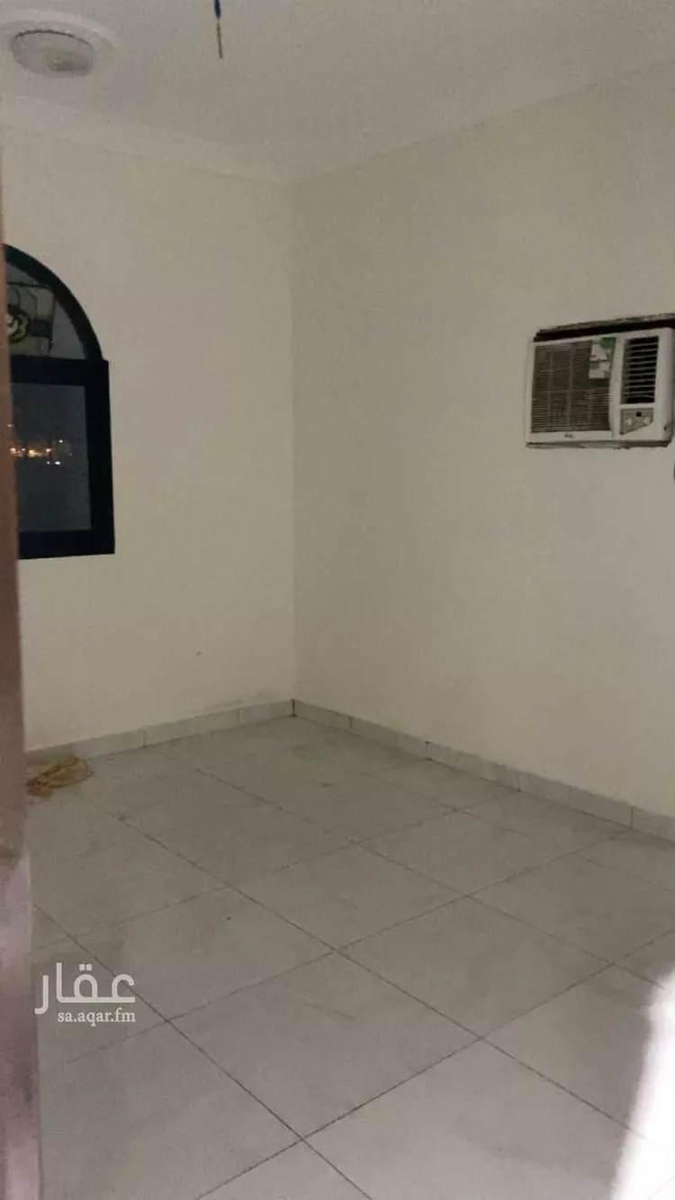 شقة للإيجار في شارع الامام النسائي ، حي العزيزية ، المدينة المنورة ، منطقة المدينة المنورة صورة 2