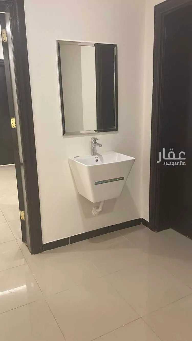 شقة للإيجار في شارع عبدالله بن شهيوين, حي الملقا, مدينة الرياض, منطقة الرياض