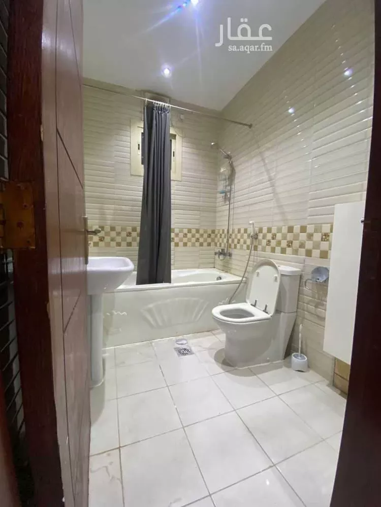 شقة للإيجار في شارع المبارك بن الأثير, حي النزهة, مدينة جدة, منطقة مكة المكرمة صورة 3