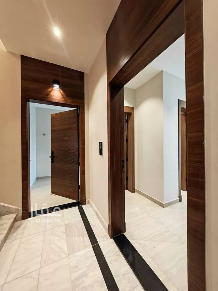 شقة للبيع في شارع الفريق, حي العزيزية, مدينة جدة, منطقة مكة المكرمة صورة 2