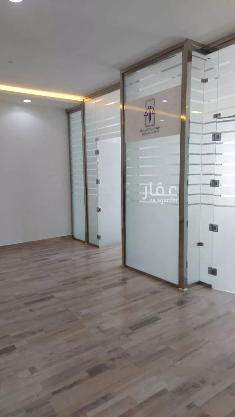مكتب تجاري للإيجار في شارع انس بن مالك, حي الياسمين, مدينة الرياض, منطقة الرياض صورة 5