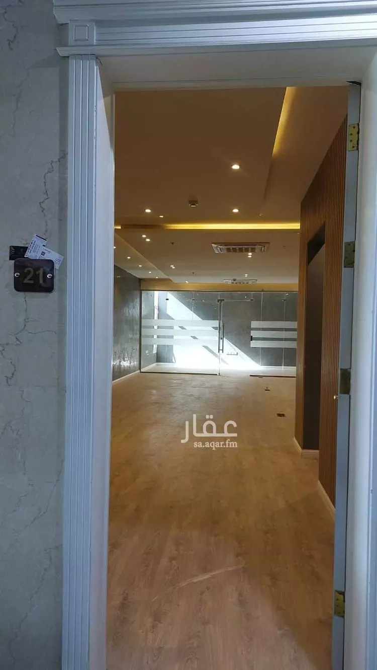 مكتب تجاري للإيجار في شارع انس بن مالك, حي الياسمين, مدينة الرياض, منطقة الرياض صورة 3