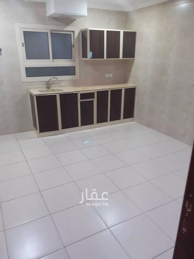 عمارة للإيجار في شارع زهير بن قـيس, حي طيبة, مدينة الدمام, المنطقة الشرقية صورة 2