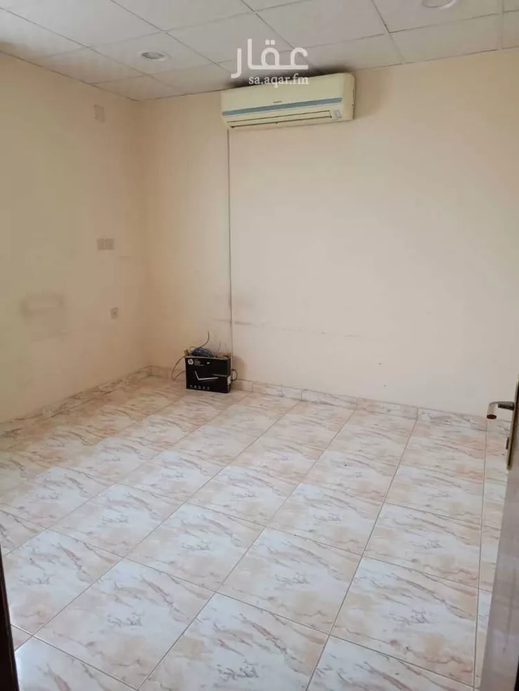 شقة للإيجار في شارع طريق الملك عبدالعزيز, حي الصالحية, مدينة عنيزة, منطقة القصيم صورة 5