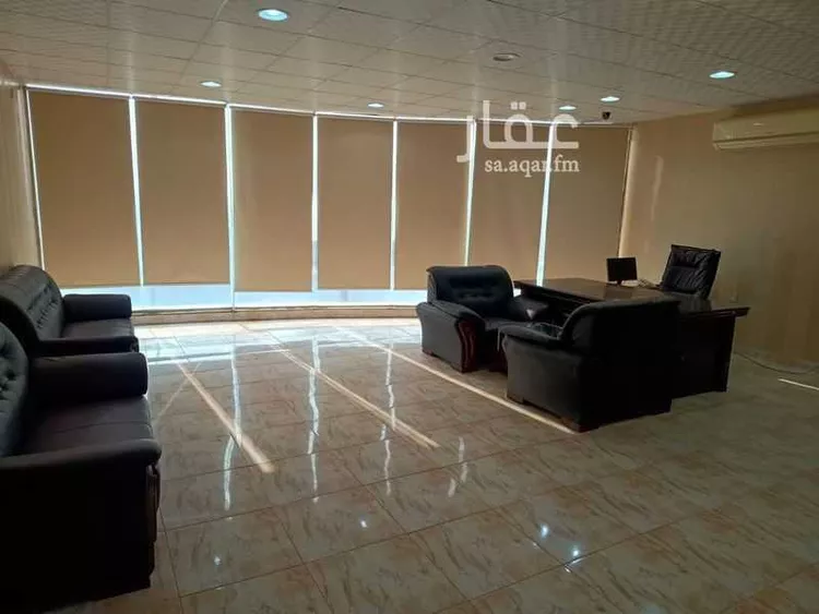 شقة للإيجار في شارع طريق الملك عبدالعزيز, حي الصالحية, مدينة عنيزة, منطقة القصيم صورة 4