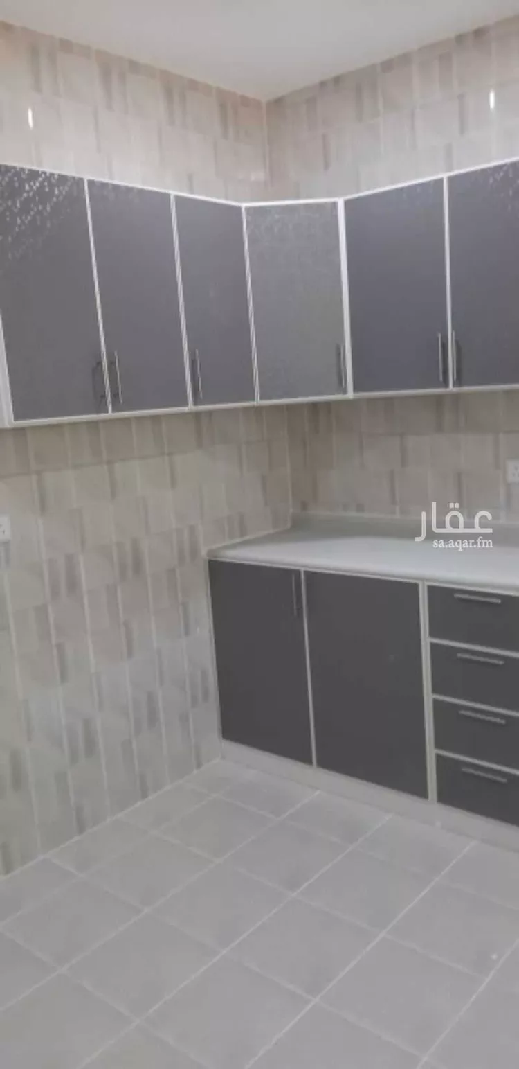 شقة للإيجار في شارع 617942, حي العزيزية, مدينة الجبيل, المنطقة الشرقية صورة 2