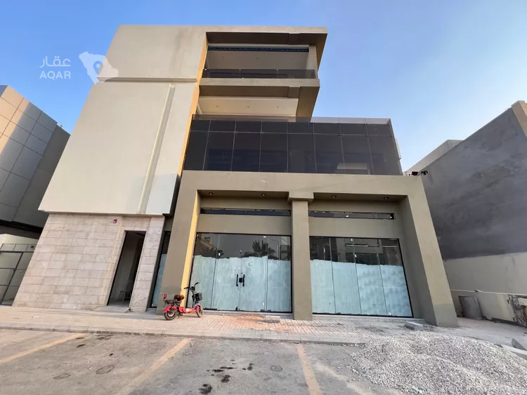محل للإيجار في شارع مانع المريدي, حي عرقة, مدينة الرياض, منطقة الرياض