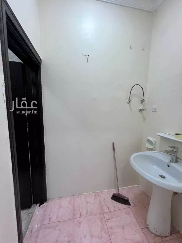 شقة للإيجار في شارع أبي الدرداء, حي الروضة, مدينة الرياض, منطقة الرياض صورة 5