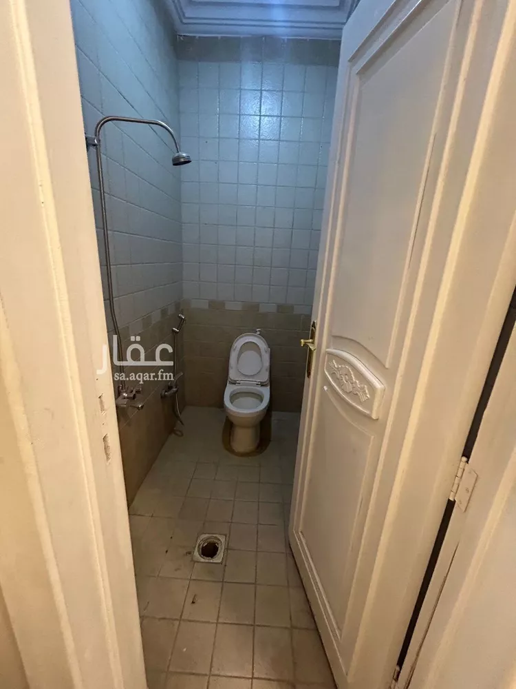 شقة للبيع في شارع الخزنة, حي إشبيلية, مدينة الرياض, منطقة الرياض صورة 5