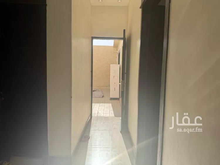 فيلا للبيع في شارع حسن حسني عبدالوهاب, حي الرمال, مدينة الرياض, منطقة الرياض صورة 2