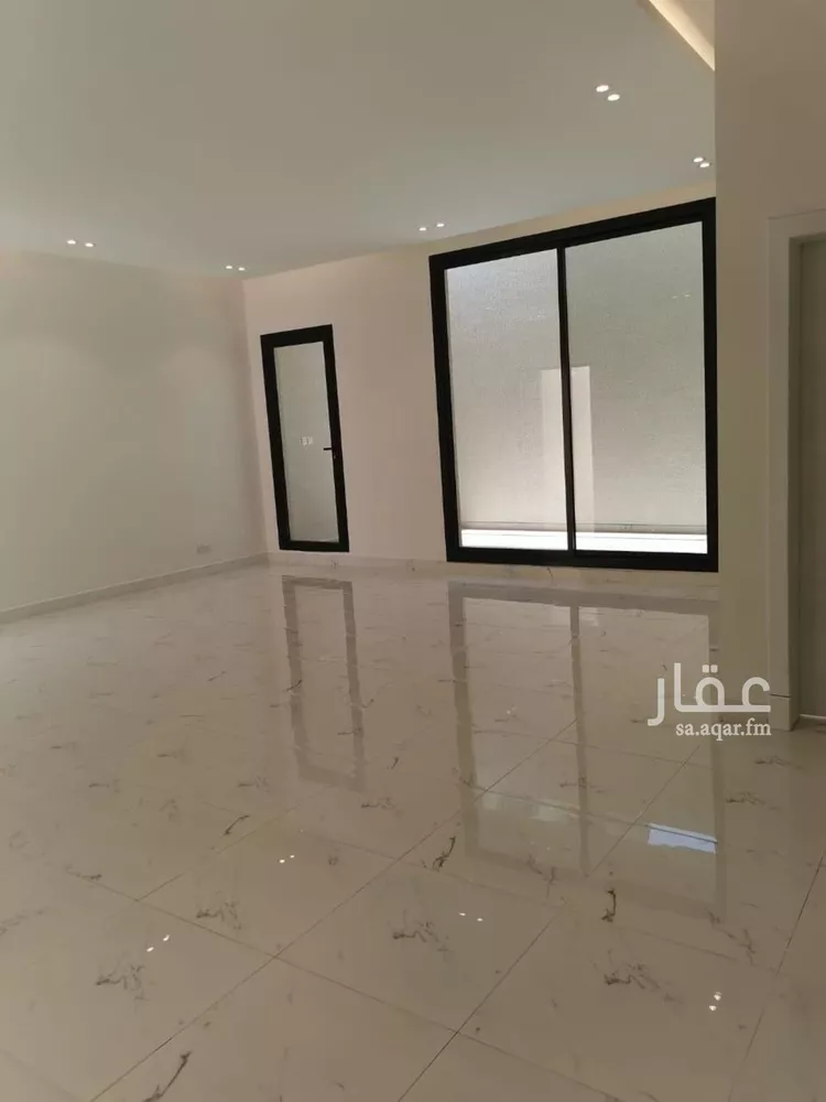 فيلا للبيع في شارع أبي عبدالله محمد بن فرحون, حي العارض, مدينة الرياض, منطقة الرياض صورة 4