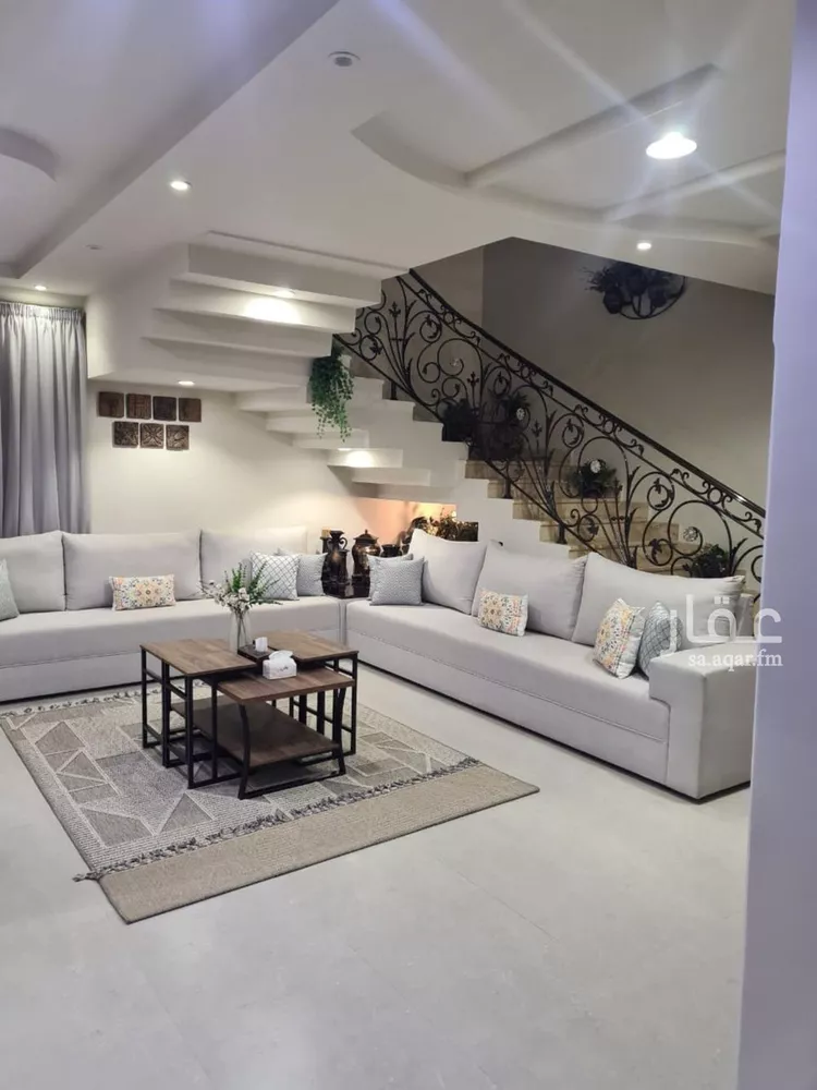 فيلا للبيع في شارع الجبيل, حي العاصمة, مدينة امارة منطقة الرياض - الدرعيه, منطقة الرياض صورة 5
