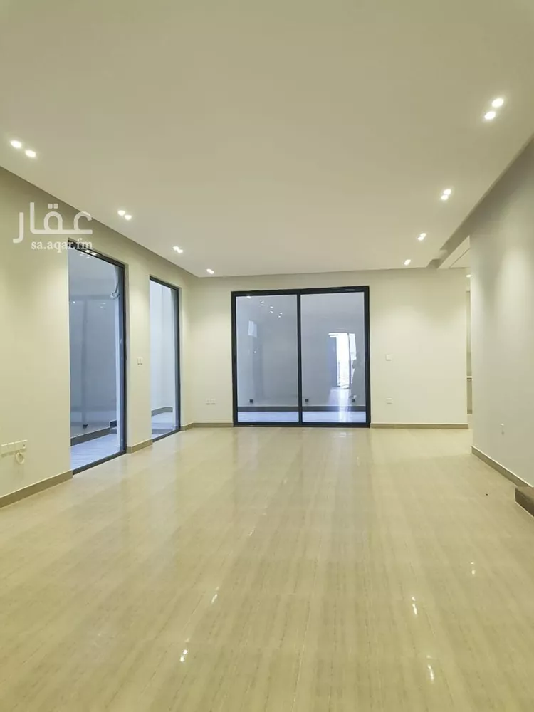 فيلا للبيع في شارع عثمان بن عمر, حي العارض, مدينة الرياض, منطقة الرياض