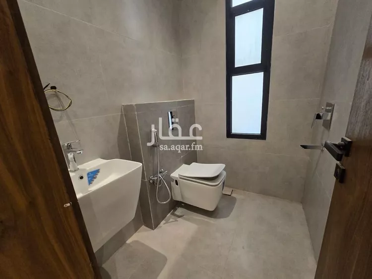 فيلا للبيع في شارع أبي القاسم الهاشمي, حي النرجس, مدينة الرياض, منطقة الرياض صورة 2