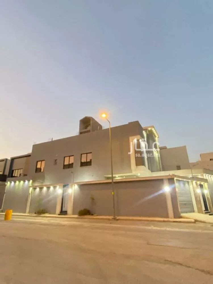 فيلا للبيع في شارع عبدالحميد السناري ، حي عكاظ ، الرياض ، منطقة الرياض صورة 2