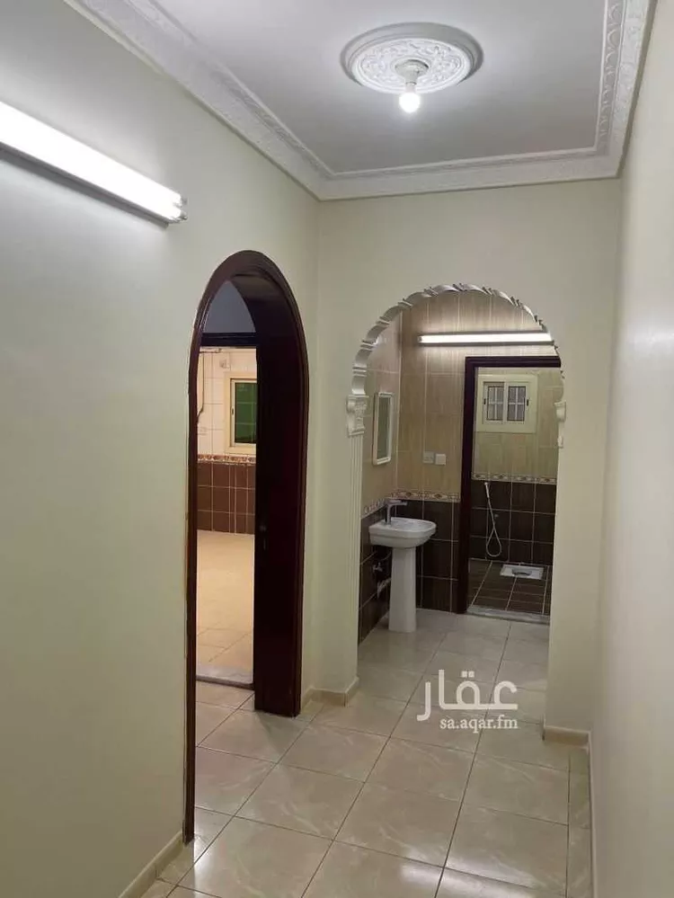 شقة للإيجار في شارع ابي علي الحسن بن احمد ، حي الحمدانية ، جدة ، جدة صورة 5