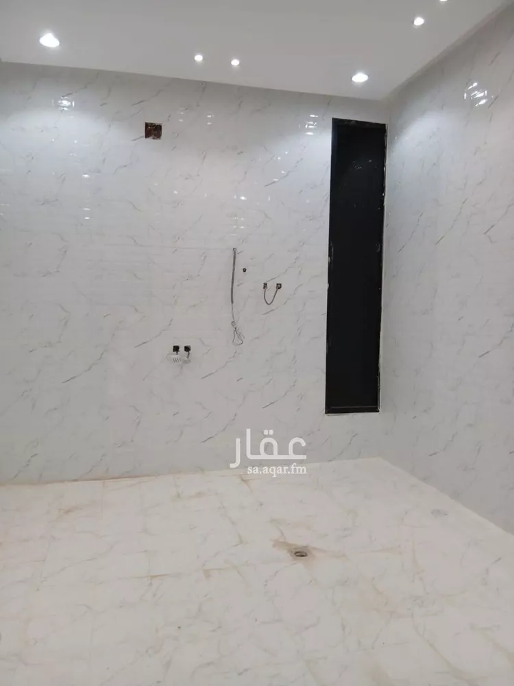 شقة للبيع في شارع ابي طوق الكاتب , حي البرية, مدينة الرياض, منطقة الرياض