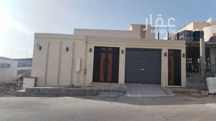 Floor for Sale in Medina Al Jassah