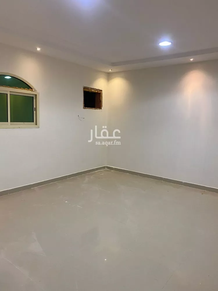 فيلا للإيجار في شارع الحضرة, حي طويق, مدينة الرياض, منطقة الرياض