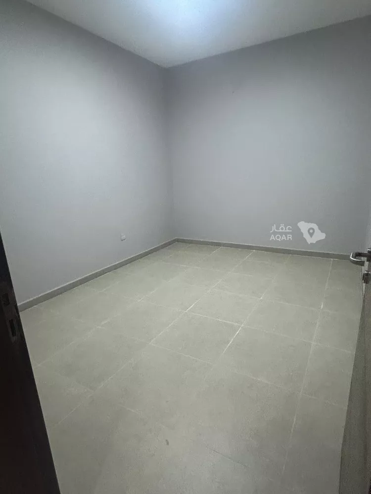 Villa for Sale in Riyadh Al Janadriyah 4