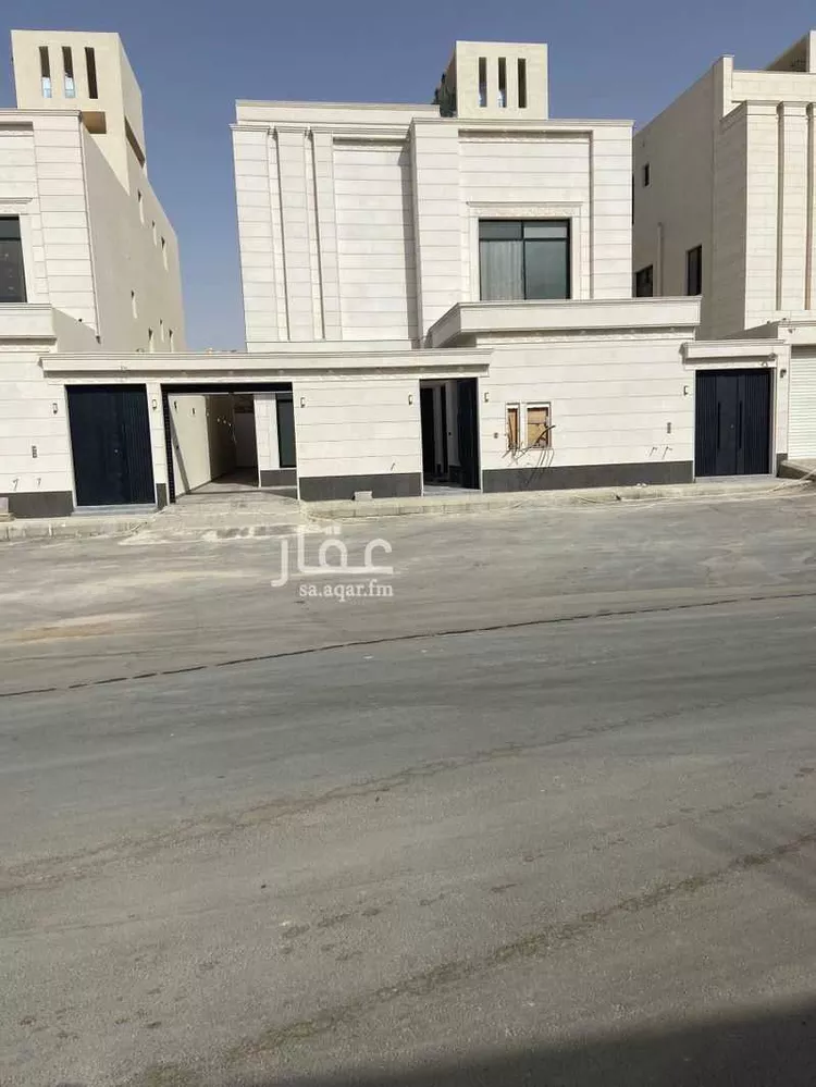 دور للبيع في شارع احمد محمد جمال , حي البيان, مدينة الرياض, منطقة الرياض صورة 5