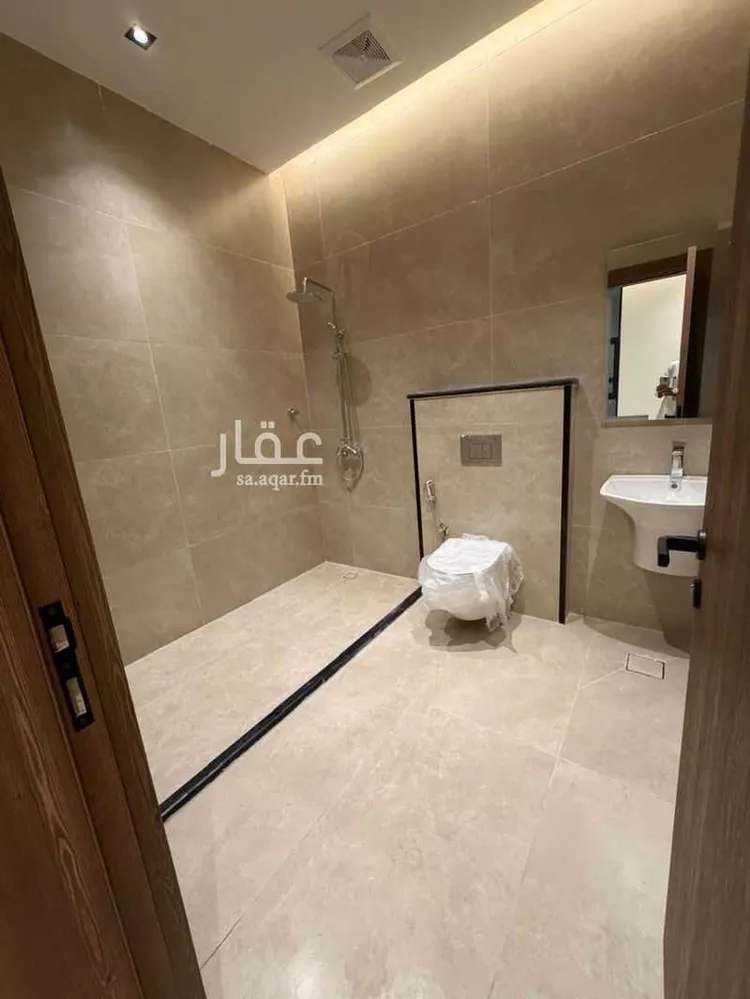 فيلا للبيع في شارع محمد اللؤلؤي, حي الياقوت, مدينة جدة, منطقة مكة المكرمة 11