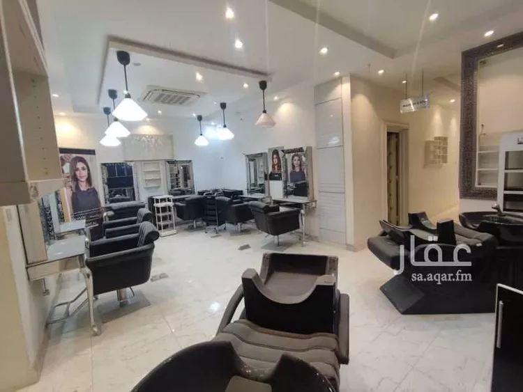 محل للإيجار في شارع الشيخ عبدالله العنقري ، حي الملك سلمان ، الرياض ، منطقة الرياض صورة 5