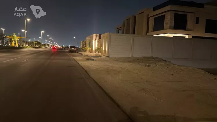 أرض للبيع في شارع عبداللطيف بن احمد الفوزان, حي الصدفة, مدينة الدمام, المنطقة الشرقية صورة 2