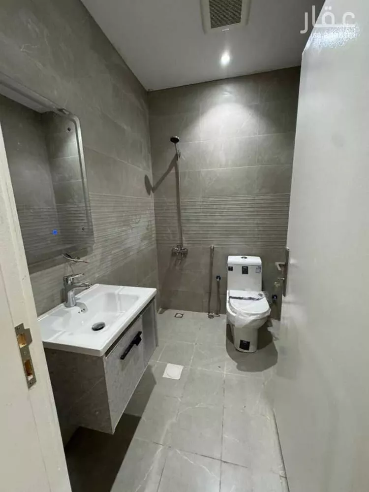 عمارة للبيع في شارع ابن كريز, حي غبيرا, مدينة الرياض, منطقة الرياض صورة 5