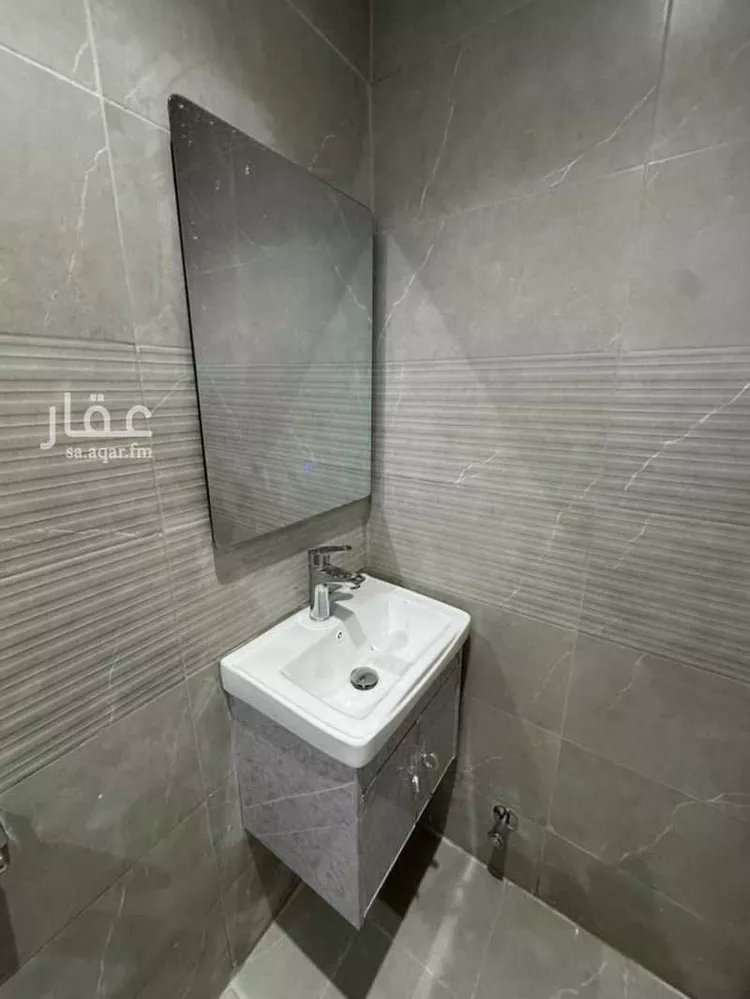 عمارة للبيع في شارع ابن كريز, حي غبيرا, مدينة الرياض, منطقة الرياض صورة 2
