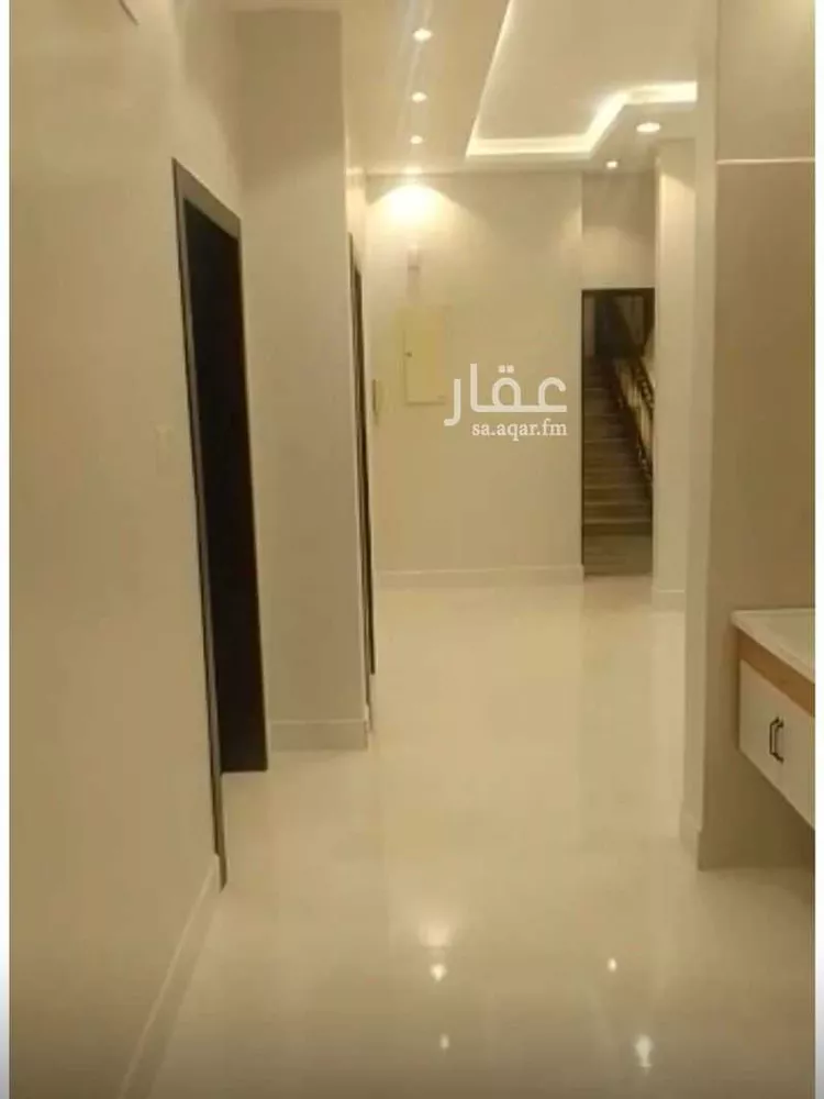 شقة للإيجار في شارع عتبة ابن عبدالله السلمي ، العرف ، خميس مشيط