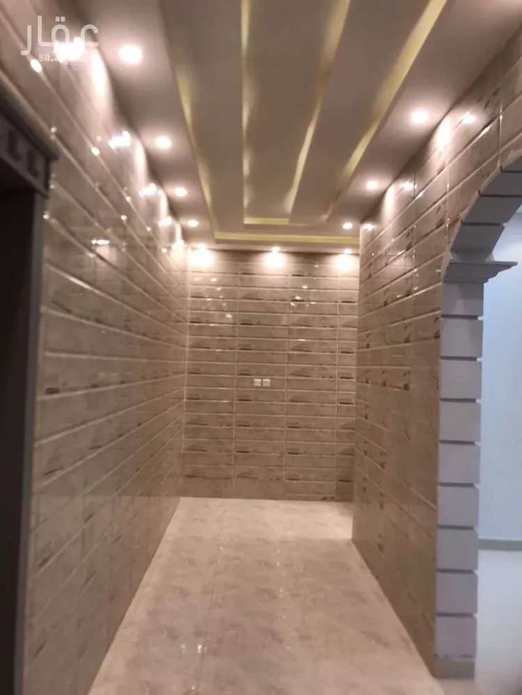 Floor for Rent in Riyadh Tuwaiq 14
